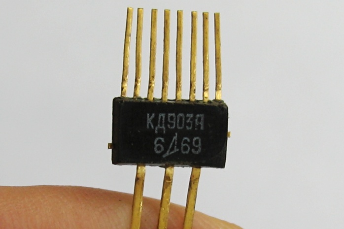  903